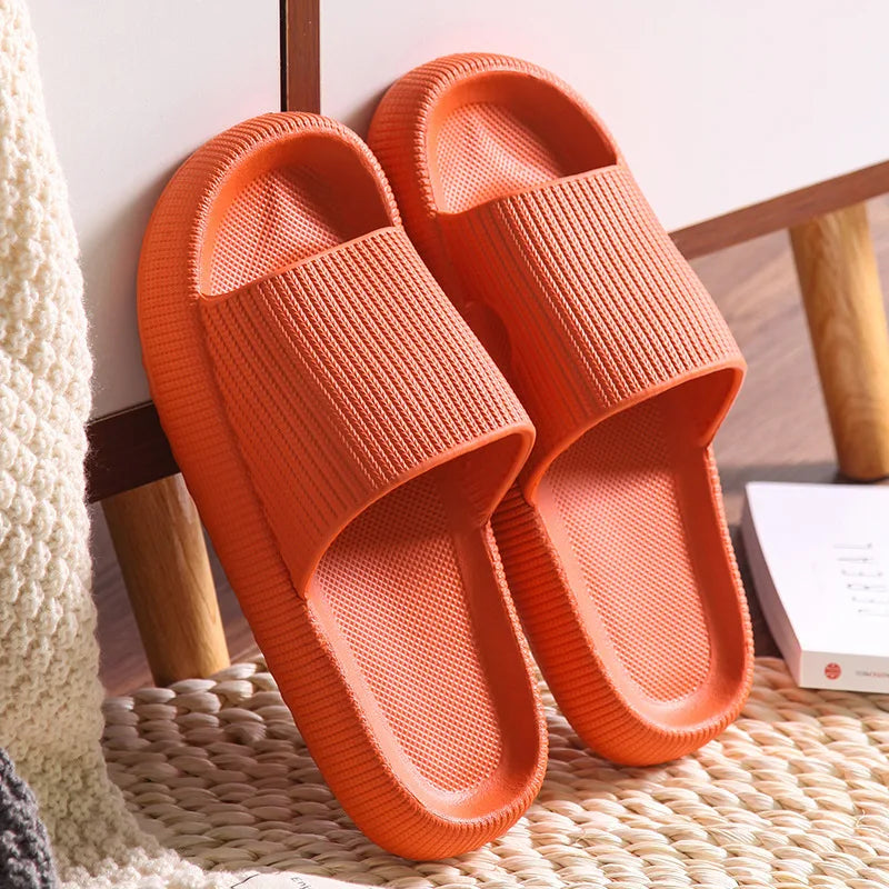 Chinelo Feminino Nuvem: Conforto Antiderrapante, Macio e Secagem Rápida – Plataforma para Casa e Verão